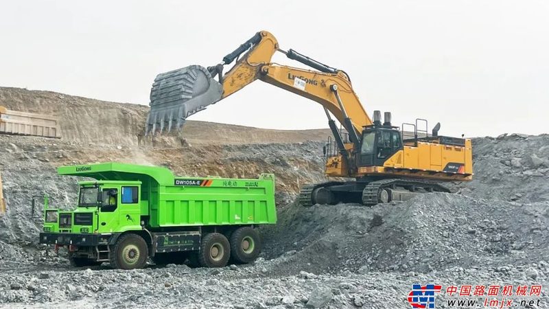 双钢轮压路机选型常被忽略的尺寸陷阱
